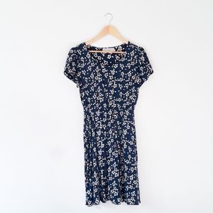 Mikarose tulip sleeve dress